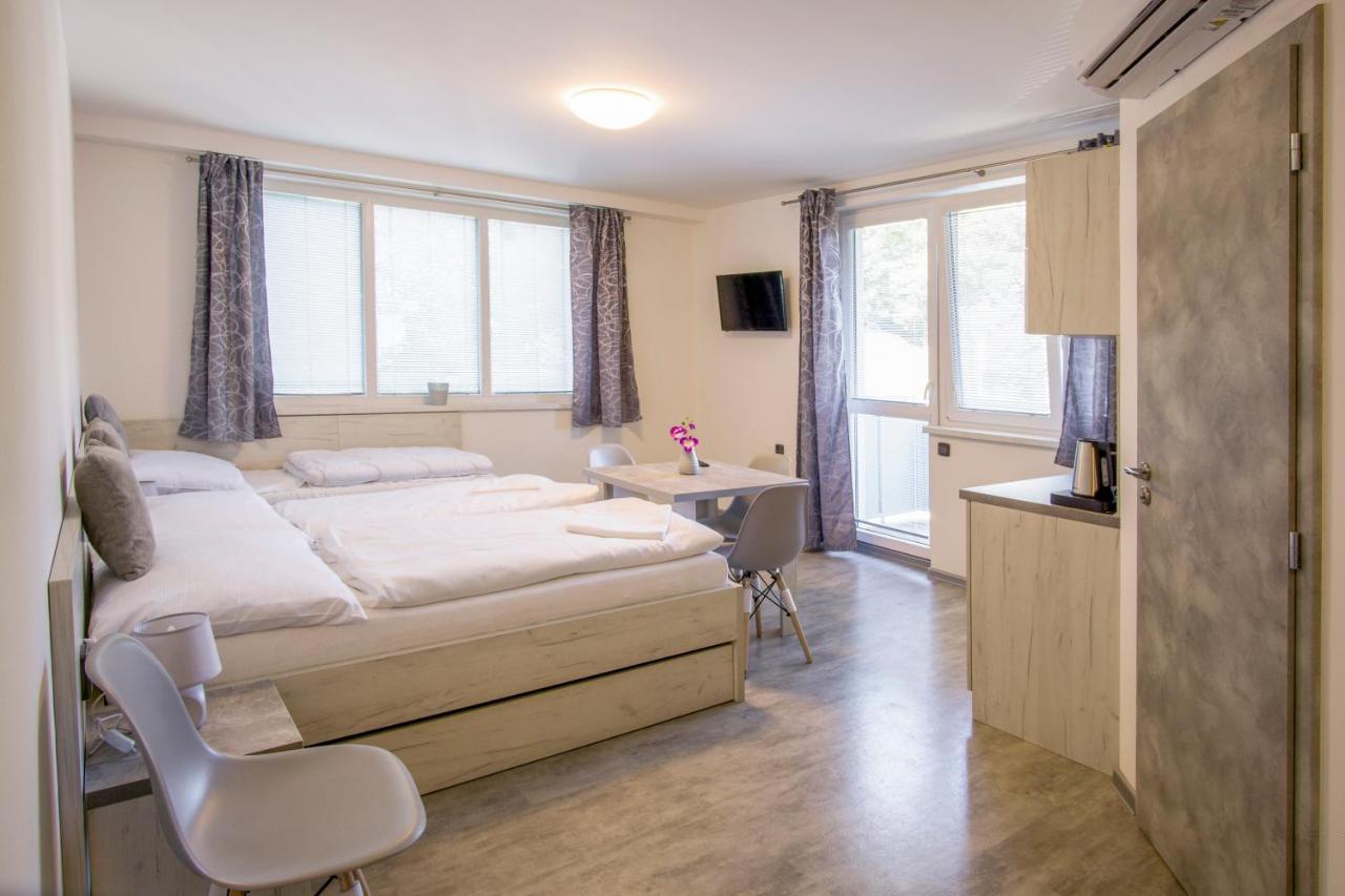 Penzion U Pláže Vranov nad Dyjí Exterior foto